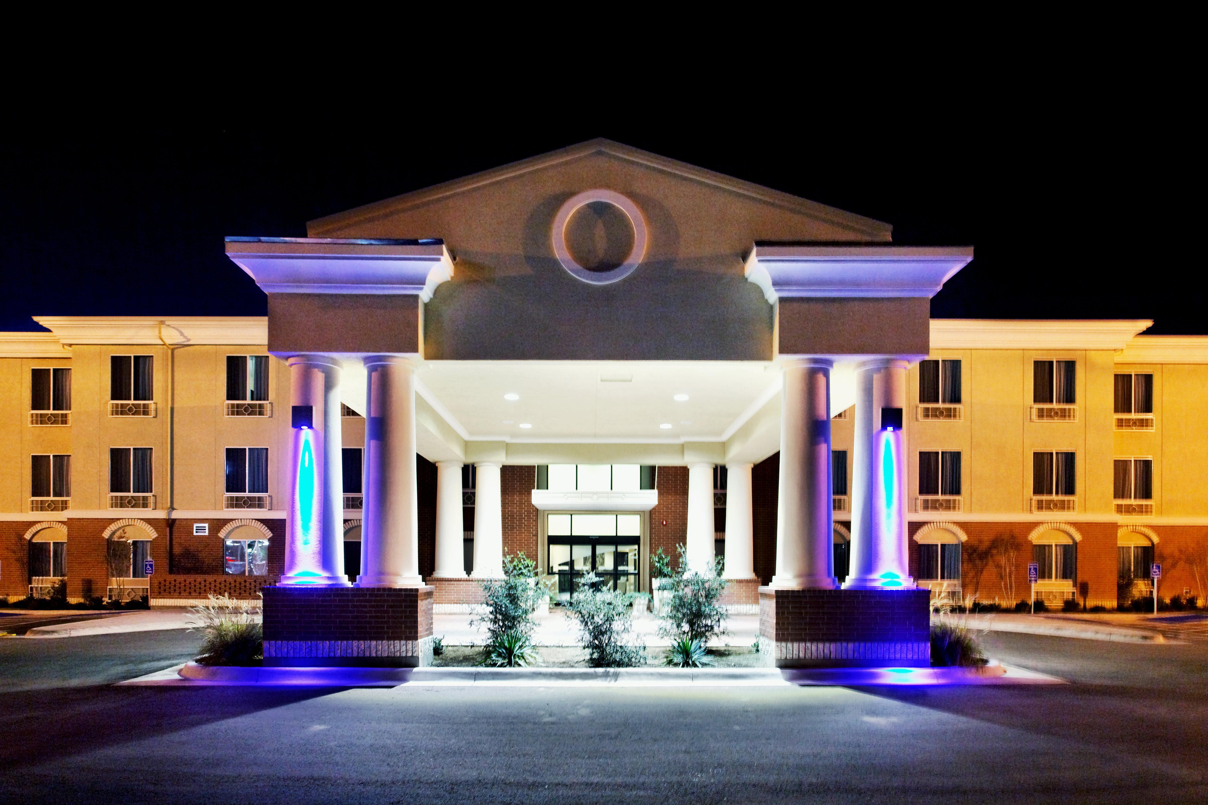Holiday Inn Express & Suites Ozona By Ihg Esterno foto