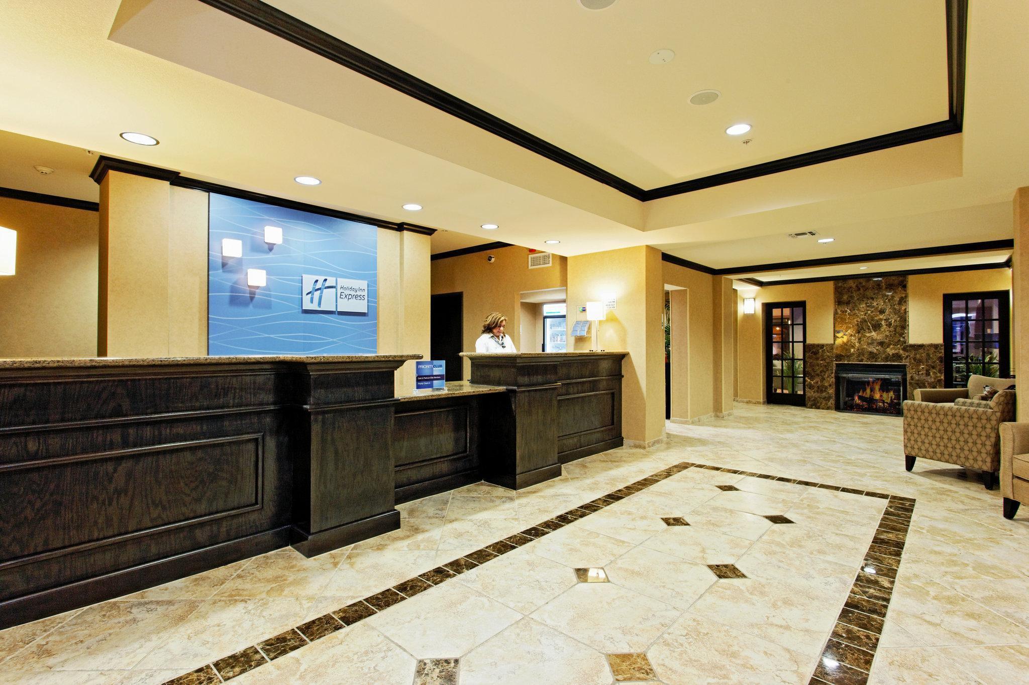Holiday Inn Express & Suites Ozona By Ihg Esterno foto